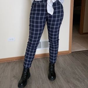 SOHO Dress Pants Ankle Length Skinny Stretch Navy Blue Plaid Sz Large Pull-On